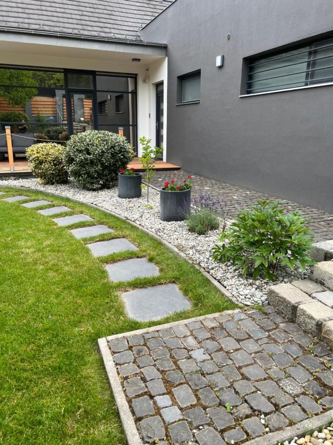 センテンドレBuekkoes Apartmanアパートメント エクステリア 写真