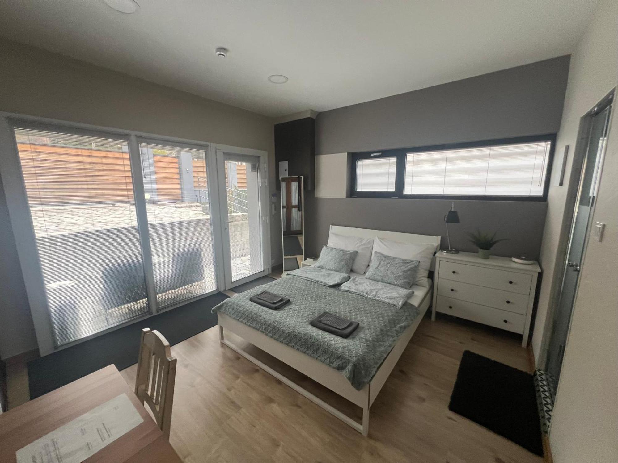 センテンドレBuekkoes Apartmanアパートメント エクステリア 写真