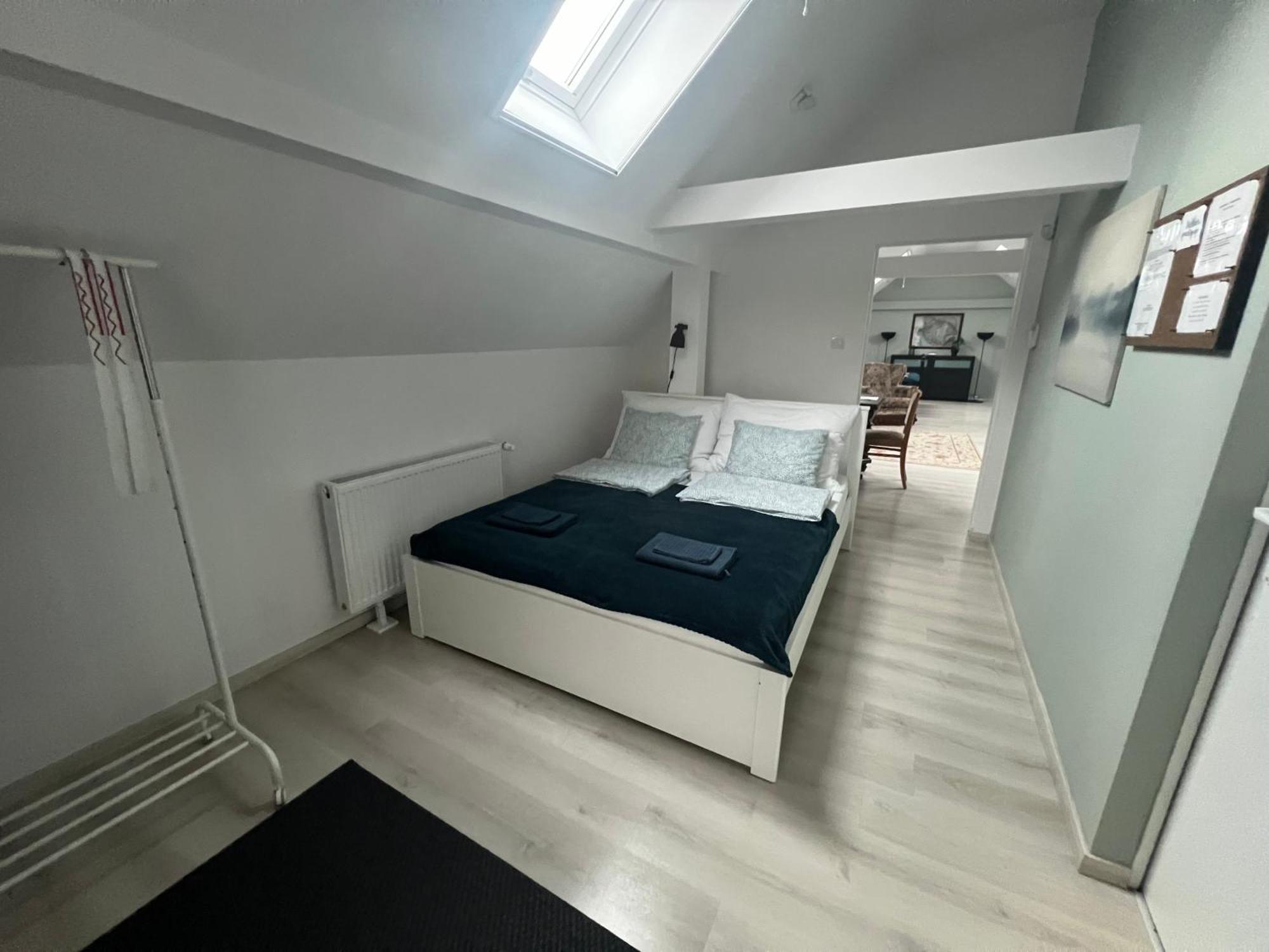 センテンドレBuekkoes Apartmanアパートメント エクステリア 写真